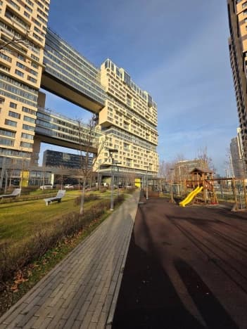 Купить четырехкомнатную квартиру на вторичке в районе Ломоносовский в Москве. Вариант № 2227739, 1, площадь - квм, цена 80000000 рублей