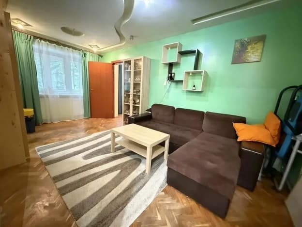 Купить квартиру на вторичке у метро Кленовый бульвар в Москве. Вариант № 2333193, 1, площадь - квм, цена 14000000 рублей