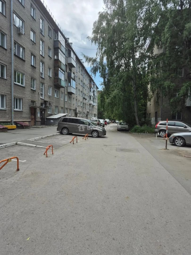 Photo 8