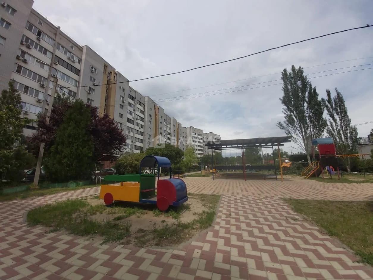 Photo 12