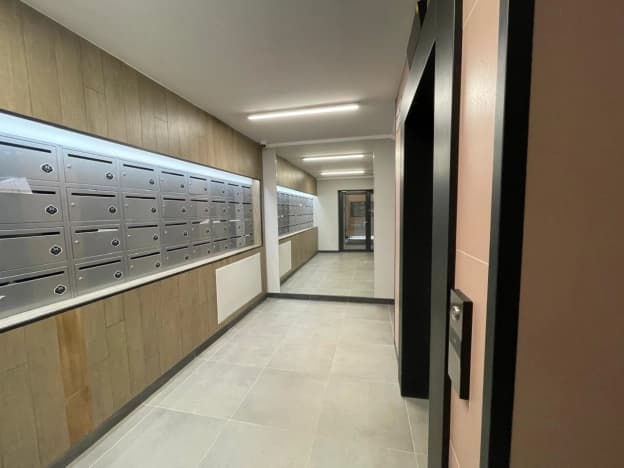 Купить студию с ремонтом на вторичке у метро Нагорная в Москве. Вариант № 2203529, 0, площадь - квм, цена 8000000 рублей
