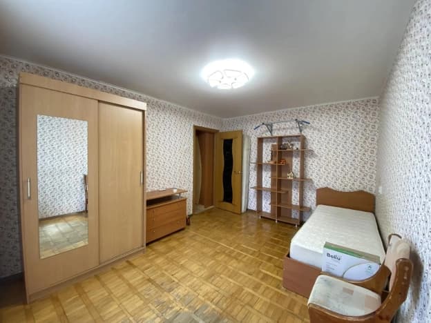 Снять двухкомнатную квартиру площадью до 60 кв.м в Ейске. Вариант № 2380287, 1, площадь - квм, цена 18000 рублей
