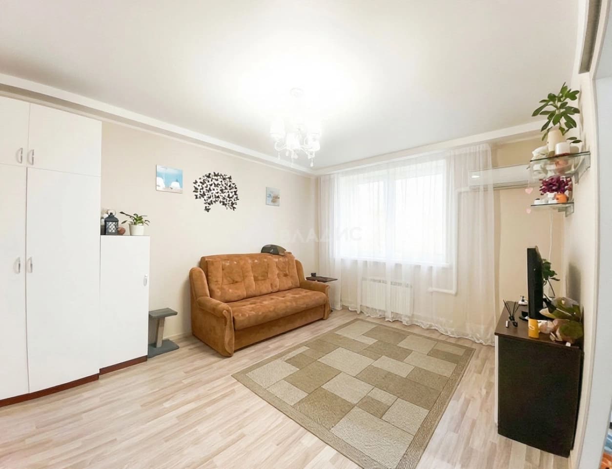 Photo 3