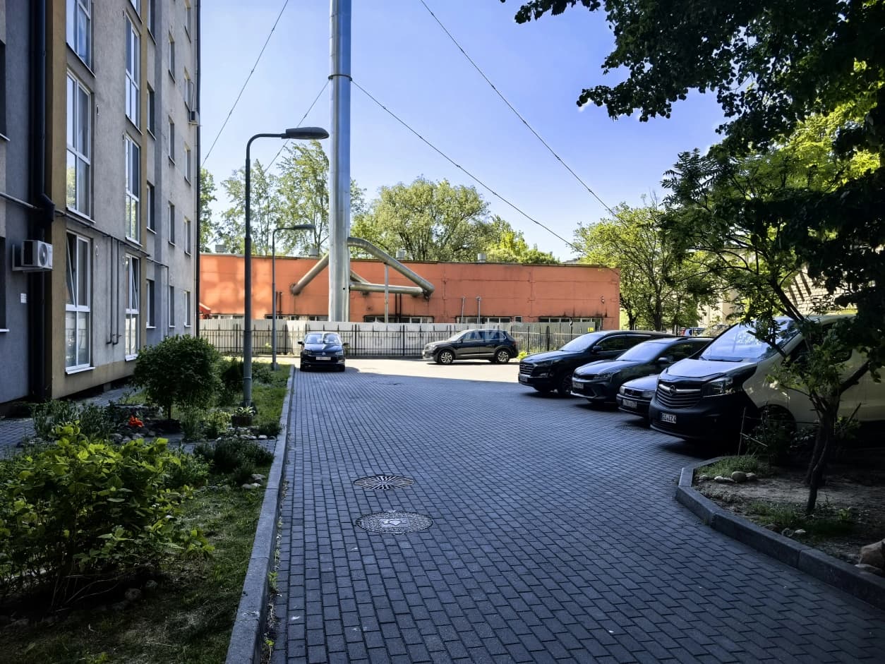 Photo 37