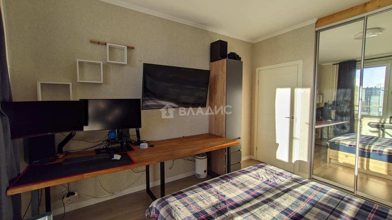 Photo 6