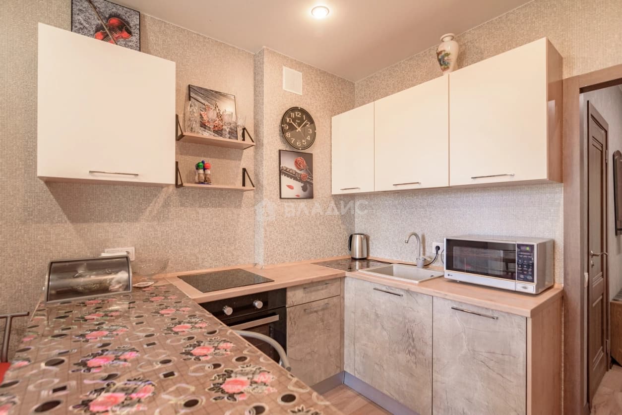 Photo 4