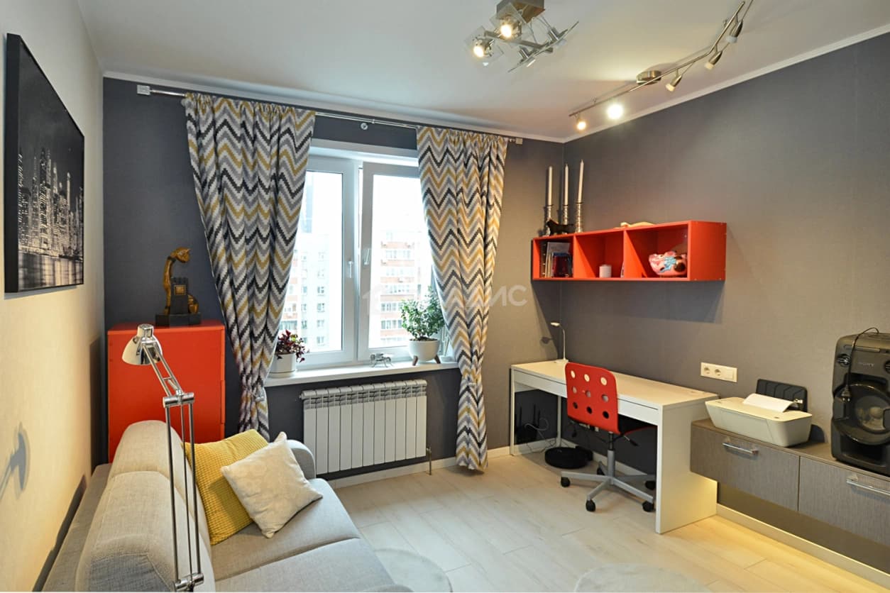 Photo 10