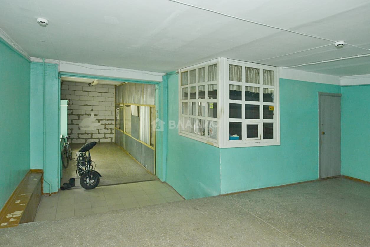 Photo 6