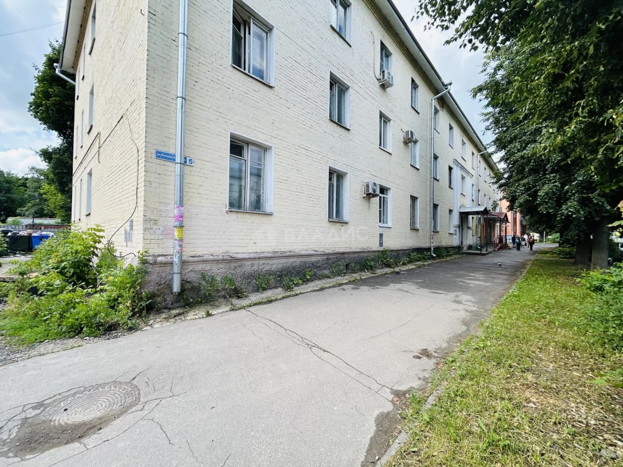 Photo 6
