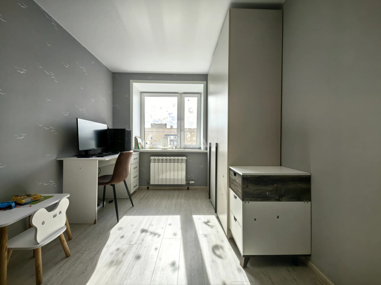 Photo 6