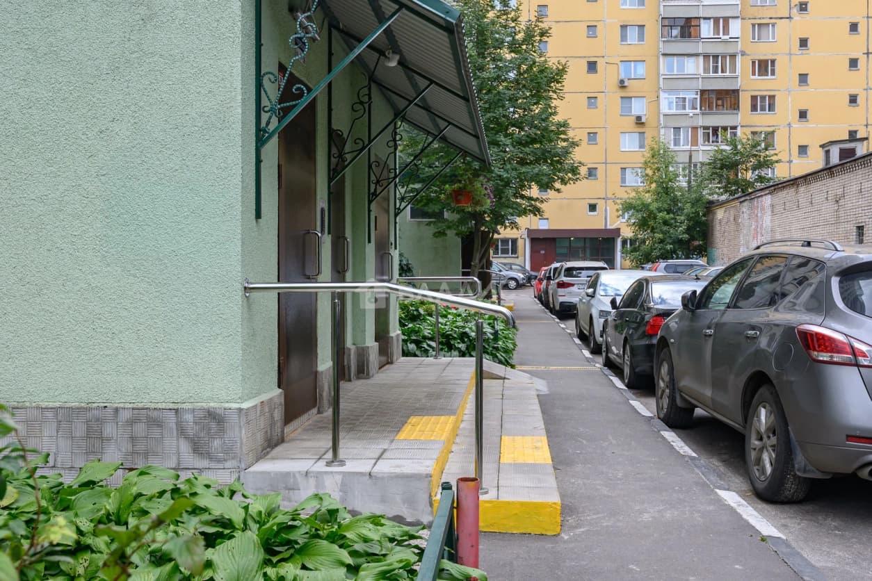 Photo 46