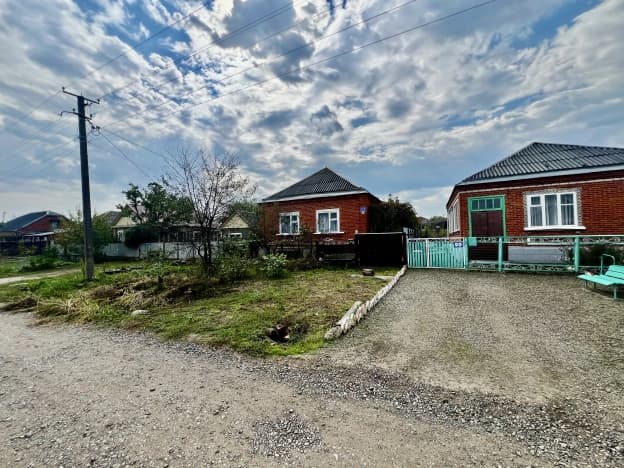Купить дом в ЛПХ в Краснодарском крае. Вариант № 2355493, 1, площадь - квм, цена 4900000 рублей