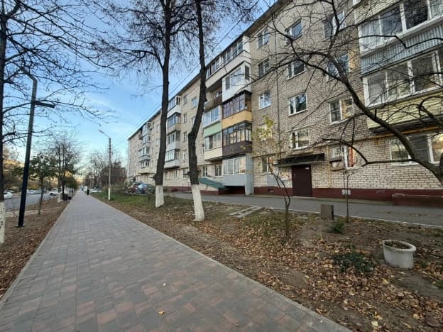 Купить двухкомнатную квартиру в Посёлоке Октябрьском в Ферзиковском районе в Калужской области. Вариант № 2405270, 0, площадь - квм, цена 4450000 рублей
