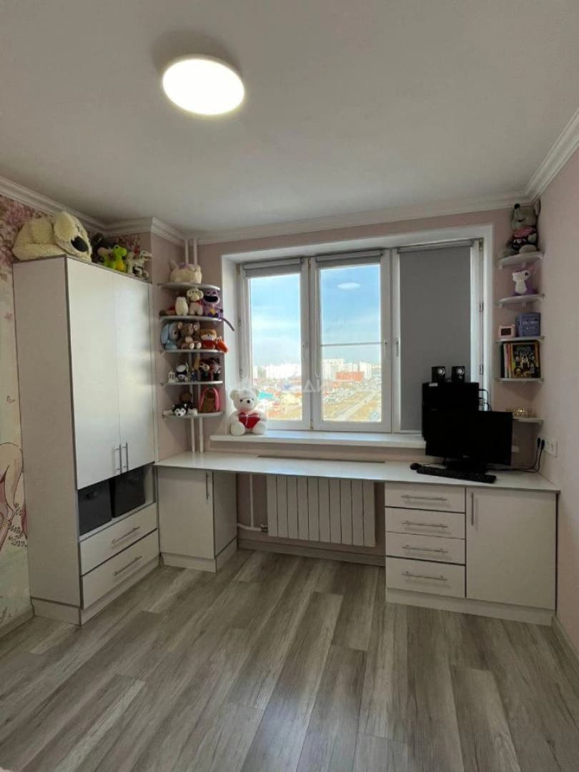 Photo 8
