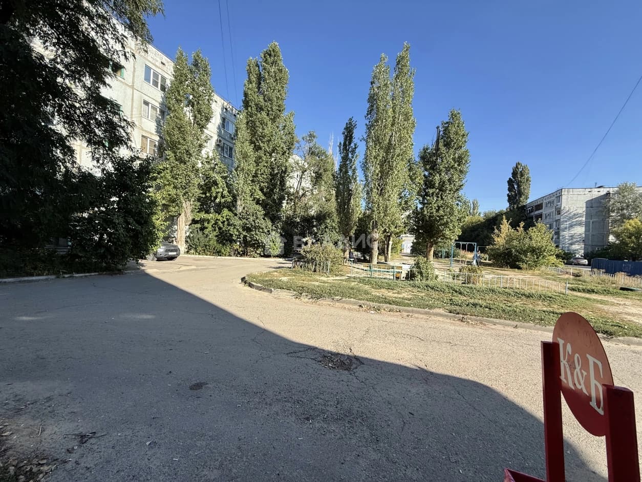 Photo 33