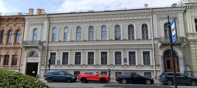 Снять коммерческую недвижимость в Ленинградской области. Вариант № 2110476, 1, площадь - квм, цена 240000 рублей