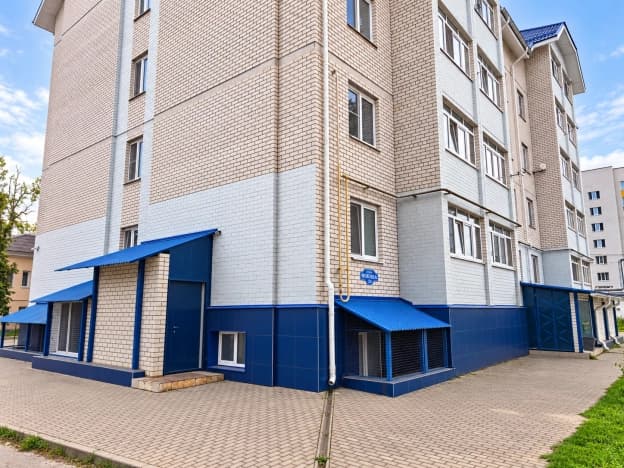 Купить коммерческую недвижимость в Людинове. Вариант № 2348032, 0, площадь - квм, цена 15500000 рублей