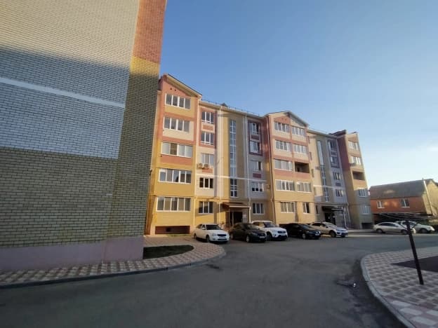 Купить квартиру площадью 50 кв.м в Элисте. Вариант № 2339076, 0, площадь - квм, цена 9000000 рублей