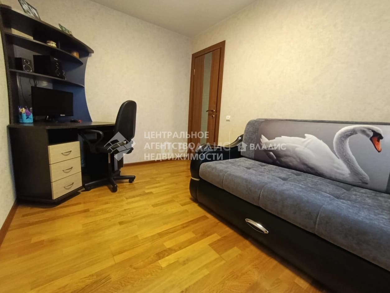 Photo 11