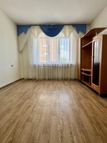 Купить четырехкомнатную квартиру площадью 20 кв.м в Новосибирске. Вариант № 2213367, 1, площадь - квм, цена 1100000 рублей
