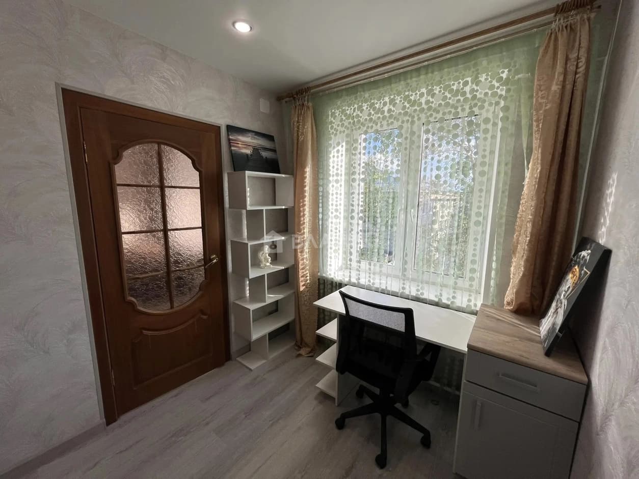Photo 9