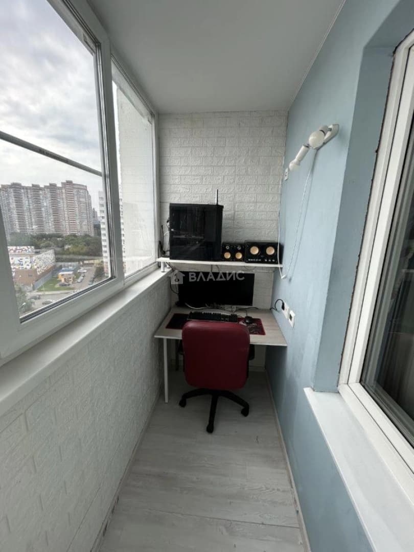 Photo 21
