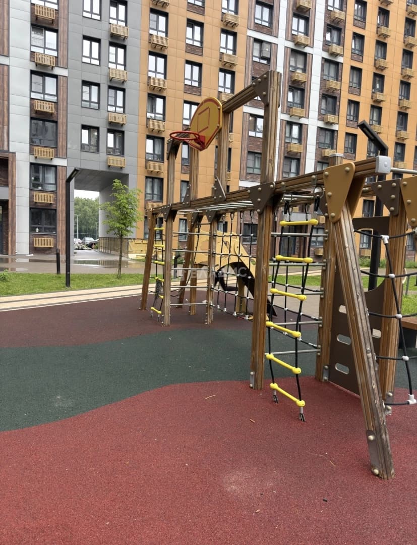 Photo 18