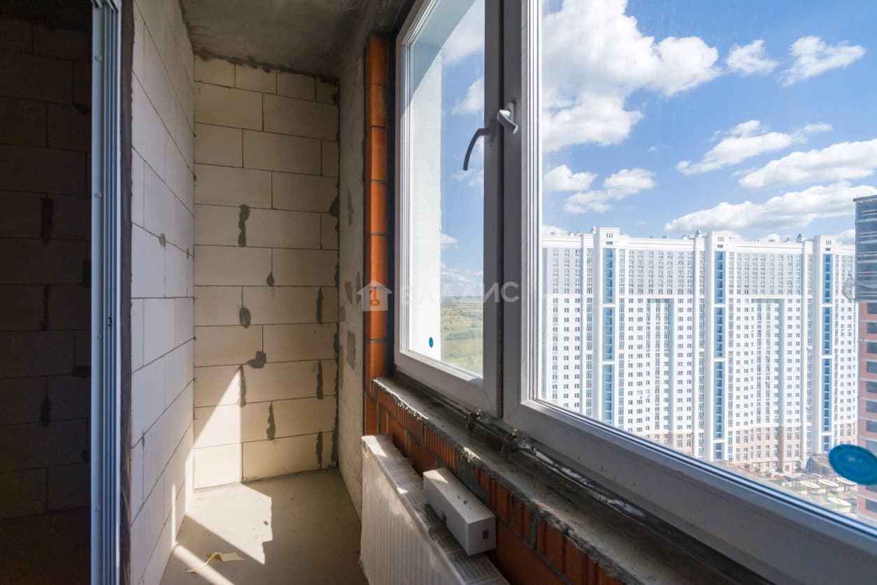 Photo 18