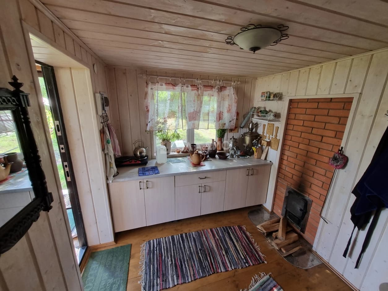 Photo 9