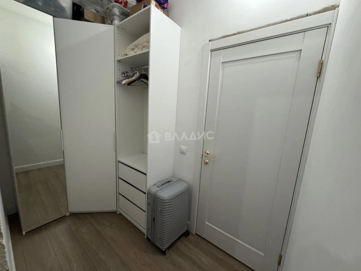 Photo 32