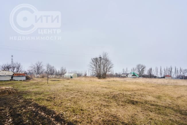 Купить земельный участок в селе Гремячье в Хохольском районе на улице Чехова, село Гремячье в Воронежской области. Вариант № 2071927, 0, площадь - квм, цена 1400000 рублей