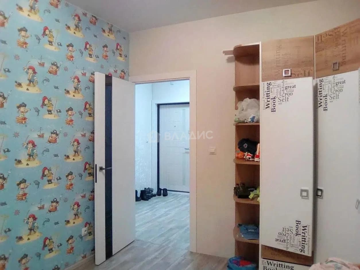 Photo 11