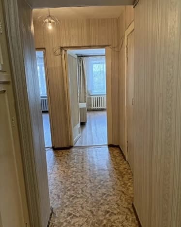 Купить квартиру на вторичке в Микрорайоне ПВЗ, Железнодорожный район в Улан-Удэ. Вариант № 2413292, 1, площадь - квм, цена 5720000 рублей