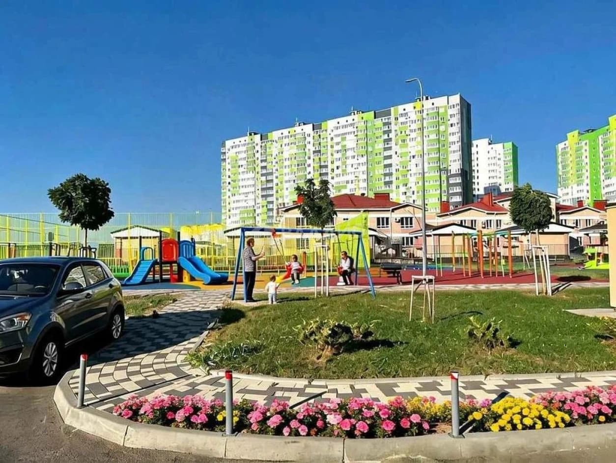Photo 4