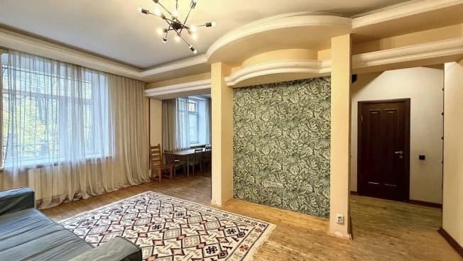 Купить квартиру с ремонтом на вторичке у метро Перово в Москве. Вариант № 2369206, 1, площадь - квм, цена 31700000 рублей