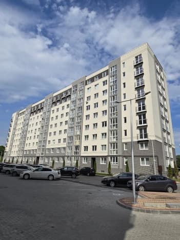 Купить однокомнатную квартиру на вторичке в районе Ленинградский в Калининграде. Вариант № 2208830, 0, площадь - квм, цена 5800000 рублей