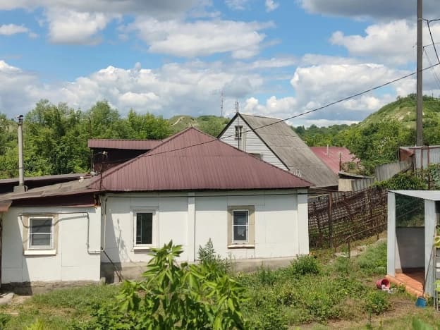Купить дом в Микрорайоне Научный центр-3, Старый Оскол в Старом Осколе. Вариант № 2185522, 1, площадь - квм, цена 2165000 рублей