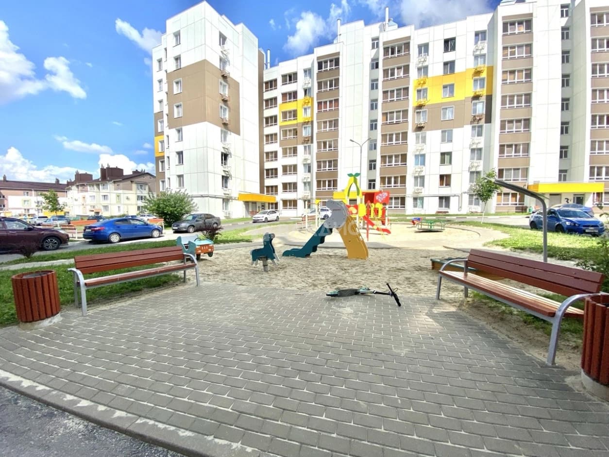 Photo 25