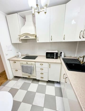 Купить квартиру с ремонтом в ЮЗАО в Москве. Вариант № 2337961, 0, площадь - квм, цена 32900000 рублей
