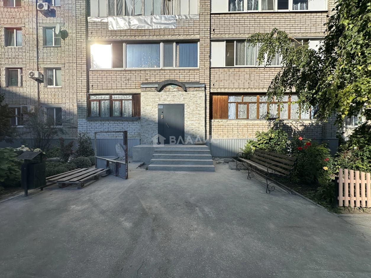 Photo 25