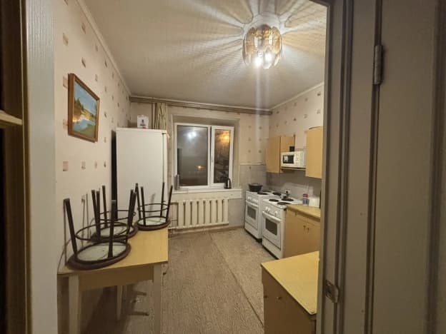 Снять четырехкомнатную квартиру площадью до 60 кв.м в Тобольске. Вариант № 1965735, 0, площадь - квм, цена 45000 рублей