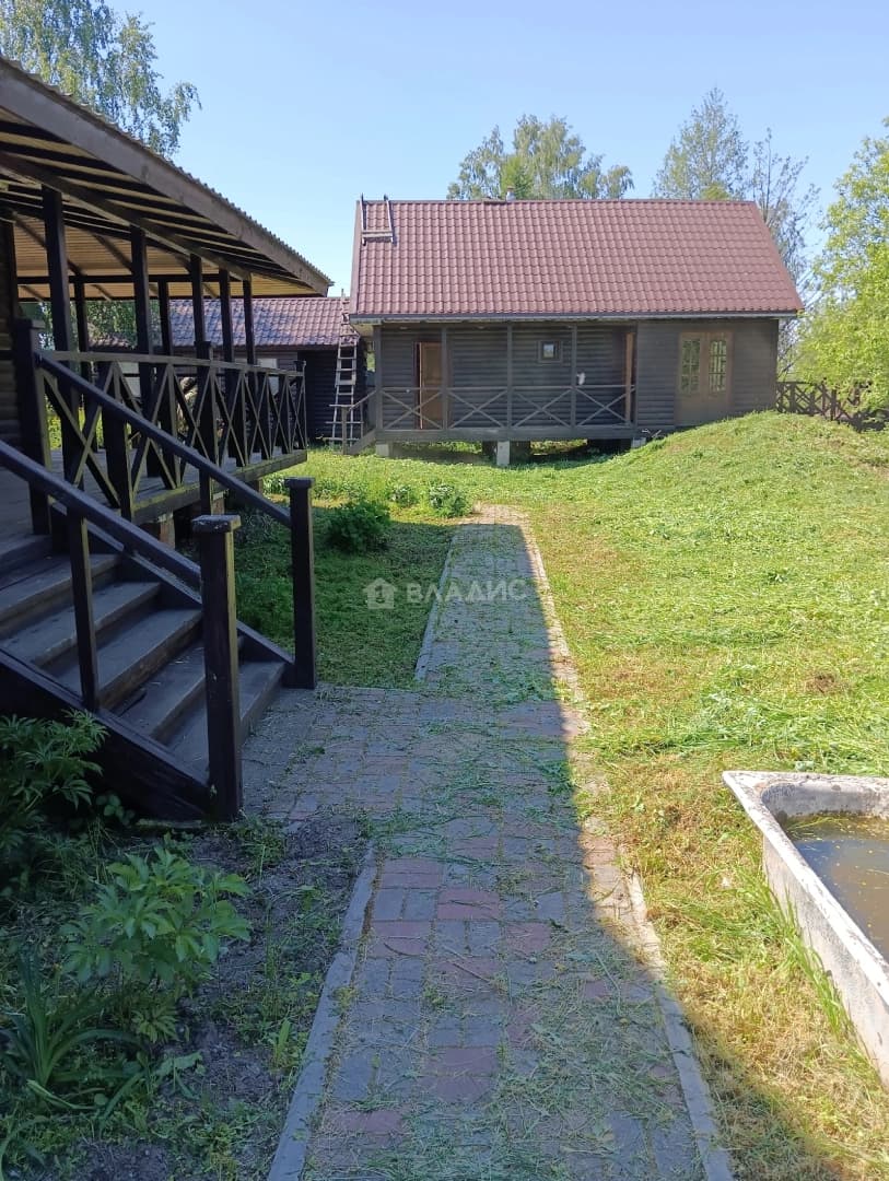 Photo 10