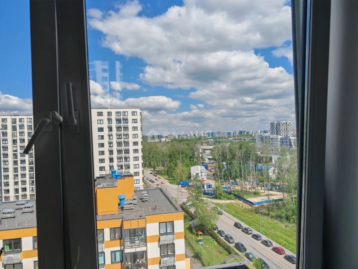 Photo 19