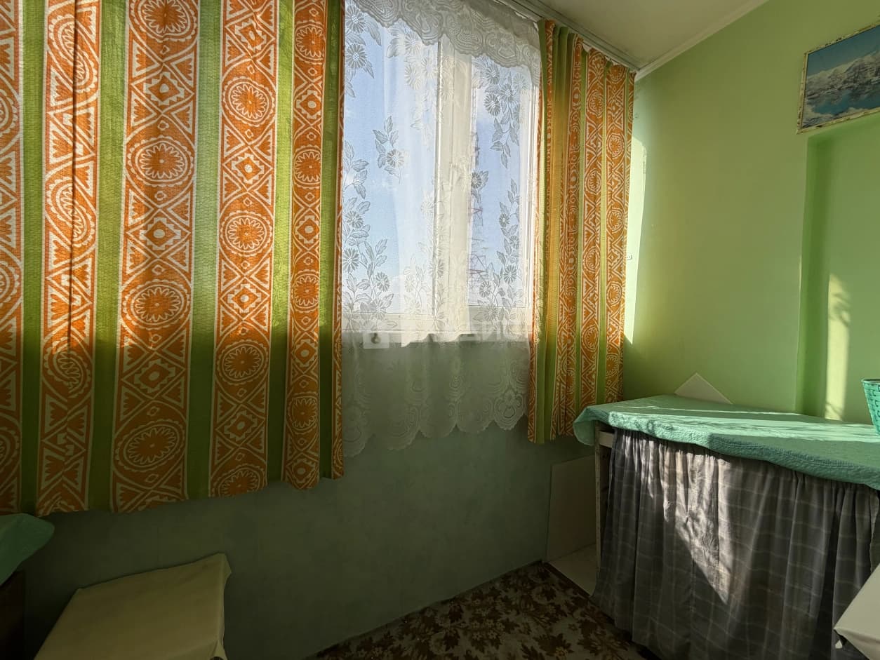 Photo 9