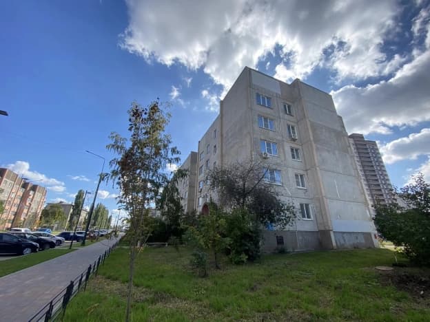 Купить квартиру с мебелью в Семилуках. Вариант № 2381274, 0, площадь - квм, цена 4000000 рублей