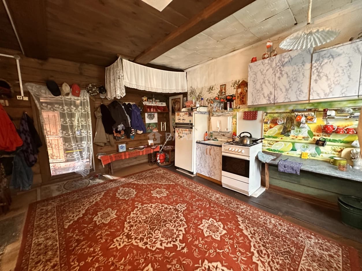 Photo 6