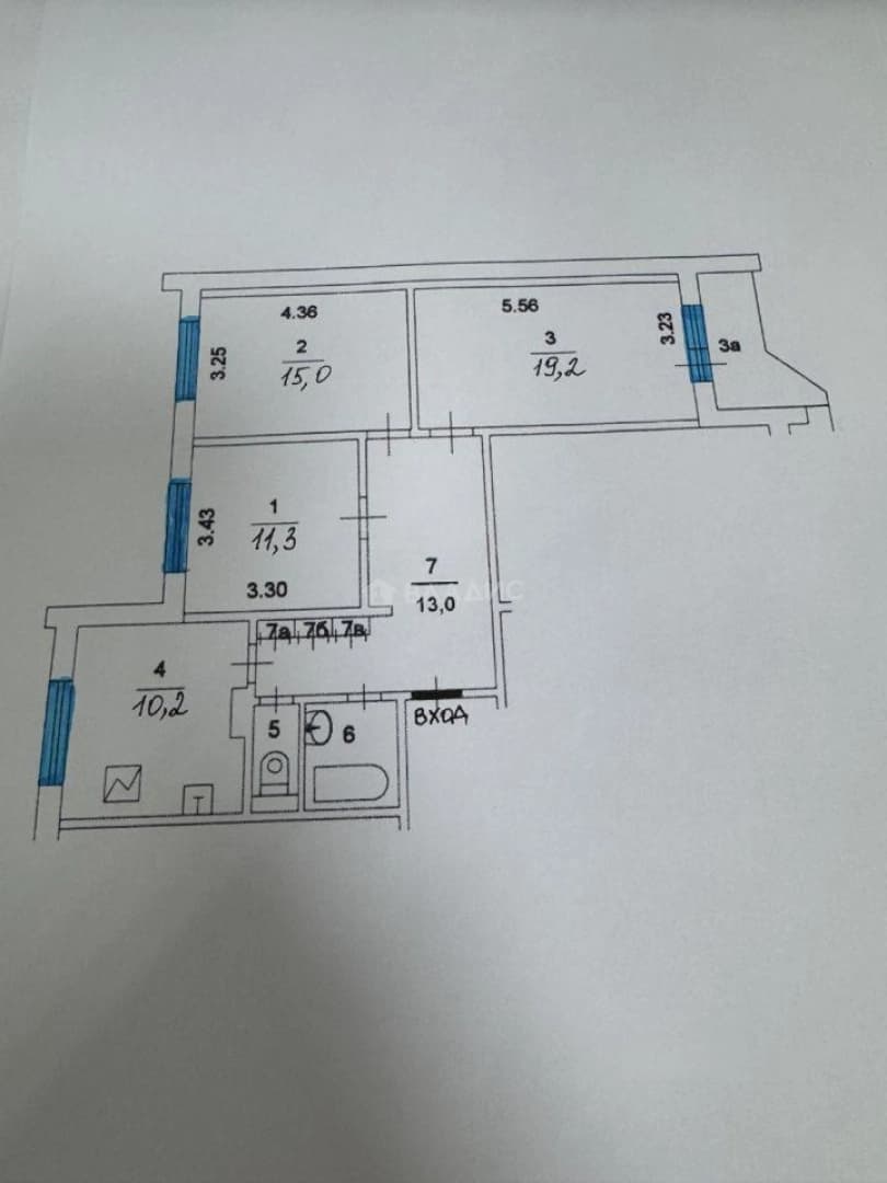 Photo 12