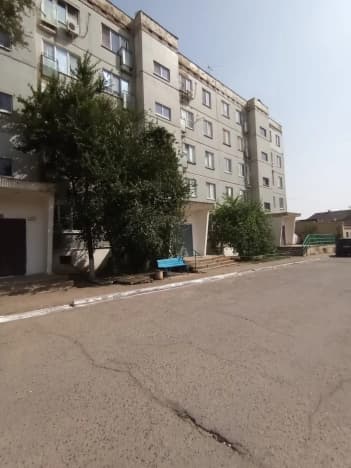 Купить квартиру площадью 100 кв.м в Элисте. Вариант № 2058190, 0, площадь - квм, цена 5900000 рублей