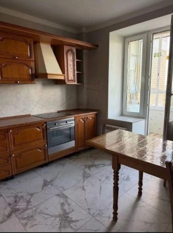 Купить квартиру с балконом на вторичке в Москве. Вариант № 2351086, 1, площадь - квм, цена 30900000 рублей