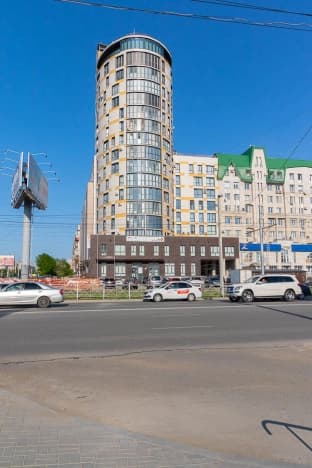 Купить квартиру на вторичке на улице Масленникова в Омске. Вариант № 794603, 0, площадь - квм, цена 45000000 рублей